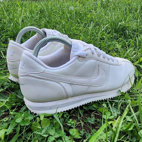 NIKE CLASSIC CORTEZ  GS- KIDS Sneakers - SIZE 6.5Y - Picture 4 of 9